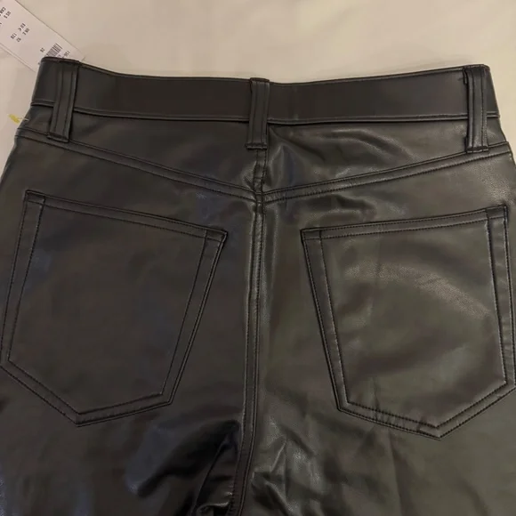 Abercrombie & Fitch Ultra High Rise Black Faux Leather - Picture 5 of 5
